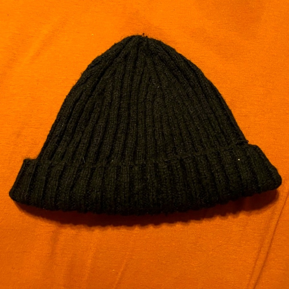 Urban outfitters beanie 🎃🎃🎃